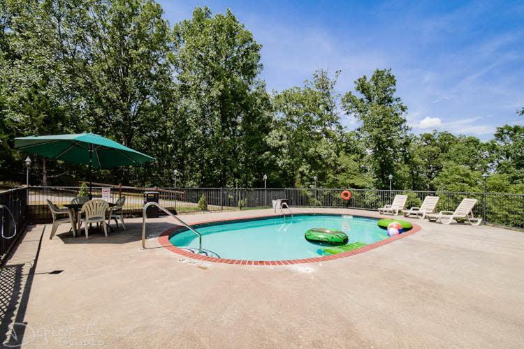 Secluded 2 Story Cabin Pool Wifi Smart Tvs Eureka Springs Kültér fotó